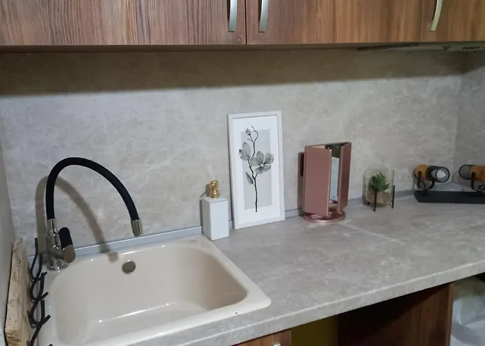 公寓 Tinyhouse Im Herzen Von 瓦爾納